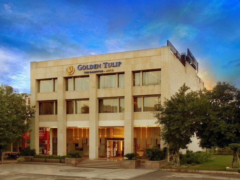 The Galgotias Hotel Gurugram Gurgaon Exterior photo